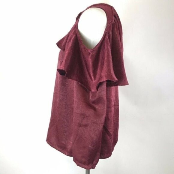 Harlowe & Graham Ruffled Cutout Red Blouse - Picture 5 of 9